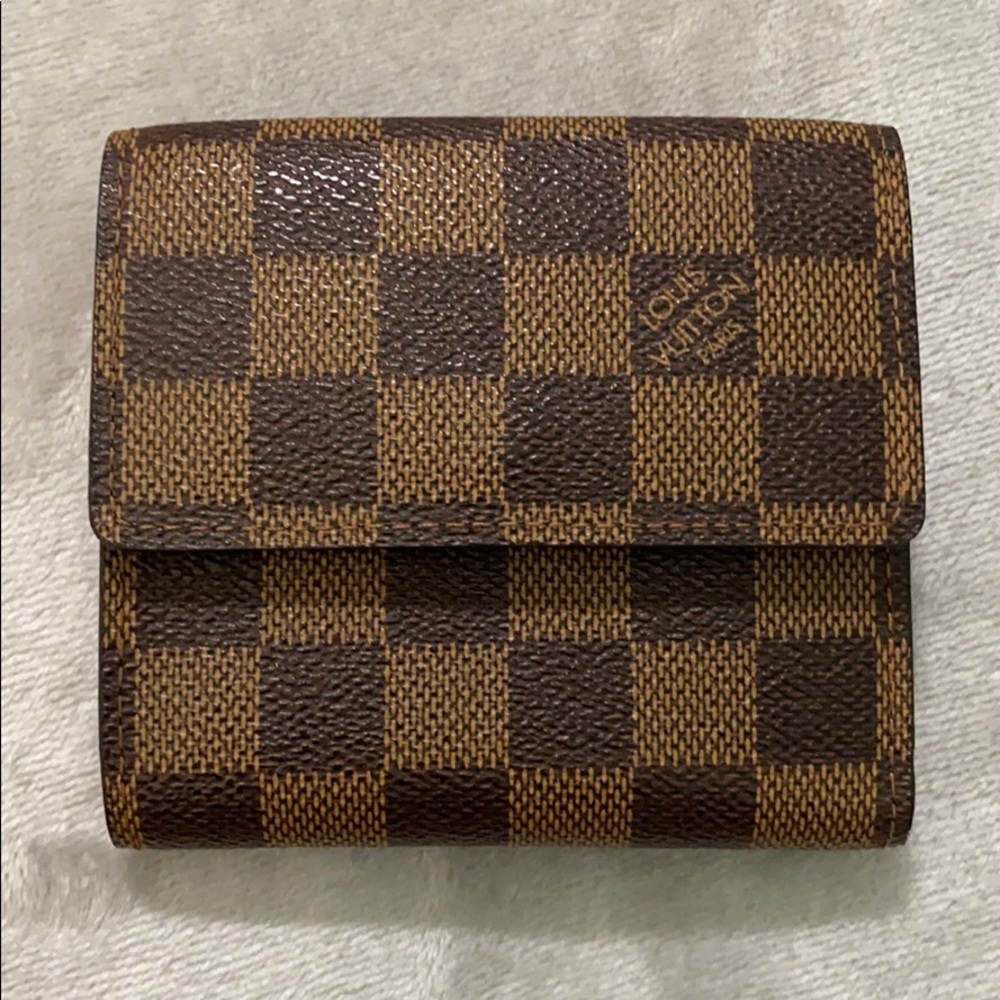 ❌❌SOLD❌❌Authentic LV Elise Damier Wallet